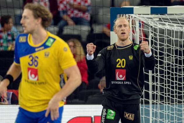 180124 Sveriges malvakt Mikael Appelgren exults in handball game between Sweden and Norway during Handball CHAMPIONSHIPS on January 24, 2018 2018 in Zagreb  Copyright: LUDVIGxTHUNMAN BB180124LT018
