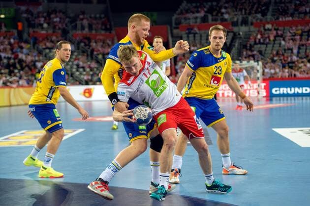 180124 Sweden s Jim gottfridsson and Norway s Magnus Jondal in handball game between Sweden and Norway during Handball CHAMPIONSHIPS on January 24, 2018 2018 in Zagreb  Copyright: LUDVIGxTHUNMAN BB180124LT090