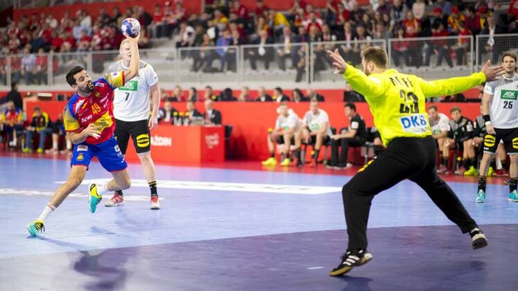 Ferran sole Nr 49 Spain against goalkeeper of Andreas Wolff Nr 33 Germany Spain round handball EHF euro 2018 24 01 18 Varazdin-Varazdin Croatia Varazdin arena Copyright: xAgentur54Gradx xJohnxGarvex