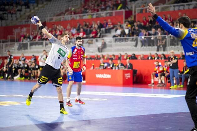 Uwe of Gali No. 3 Germany against Rodrigo Corrales Nr 44 Spain Germany Spain round handball EHF euro 2018 24 01 18 Varazdin-Varazdin Croatia Varazdin arena Copyright: xAgentur54Gradx xFelixxKoenigx