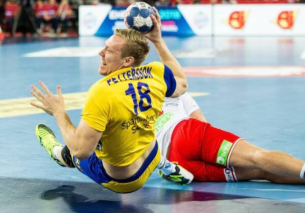 24 01 2018 arena Zargreb Zagreb CRO EHF EM gentlemen Schweden vs Norway main round group 1 in the picture of Fredric Pettersson of Sweden during the main round group 1 match of the EHF men s handball European Championship between Sweden and Norway at the arena Zargreb in Zagreb Croatia on 2018 01 24 Zagreb  EP_slo