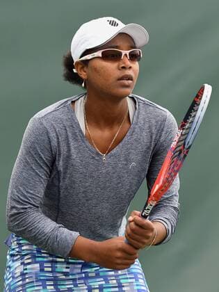 NEWPORT BEACH, CA - JANUARY 25: Victoria Duval (USA) in action during the first set of a match against Jill Teichmann (SUI) during the Oracle Challenger Series tournament played on January 25, 2018 at the Newport Beach Tennis Club in Newport Beach, CA. (Photo by John Cordes Icon Sportswire) TENNIS: JAN 25 Oracle Challenger Series Icon506180125016 EDITORIAL USE ONLY
