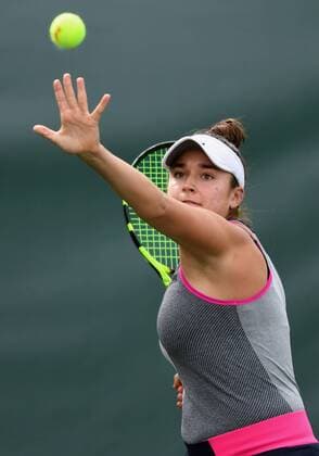 NEWPORT BEACH, CA - JANUARY 25: Caroline Dolehide (USA) lines up to return a shot during the first set of a quarterfinals doubles match against Kaitlyn Christian (USA) and Sabrina Santamaria (USA) during the Oracle Challenger Series tournament played on January 25, 2018 at the Newport Beach Tennis Club in Newport Beach, CA. (Photo by John Cordes Icon Sportswire) TENNIS: JAN 25 Oracle Challenger Series Icon506180125032 EDITORIAL USE ONLY