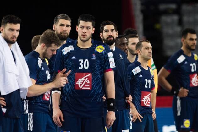 180126 French players grasp during the semi-final between between France and Spain in the European Handball CHAMPIONSHIP January 26, 2018 2018 in Zagreb  Copyright: FREDRIKxVARFJELL BB180126FV041