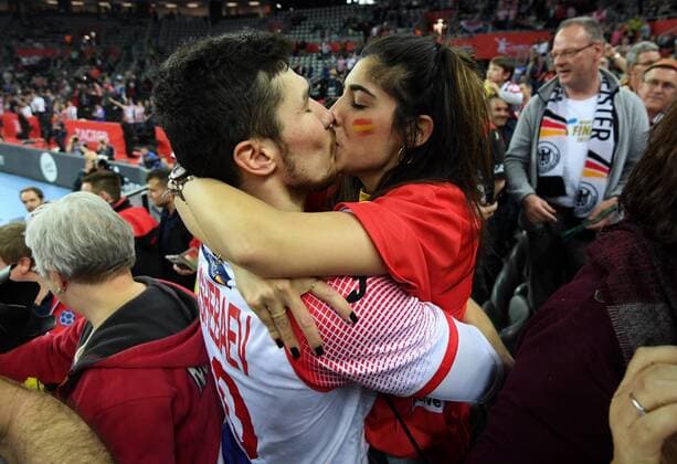 Themen der Woche - SPORT Bilder des Tages - SPORT European Handball Championship, semifinal, France - Spain, Spanis tem with their families 26.01.2018., Arena Zagreb, Zagreb, Croatia - 2018 European Men s Handball Championship, semifinal, France - Spain. Spanish players celebrate victory with their families, wifes and children. Alex Dujshebaev  MarkoxLukunic PIXSELL