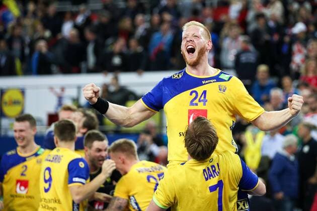 HANDBALL - EHF EURO 2018, DEN vs SWE ZAGREB,CROATIA,26.JAN.18 - HANDBALL - EHF European Championship EM Europameisterschaft semifinal, Denmark vs Sweden. Image shows the rejoicing of Jim Gottfridsson (SWE) and Max Darj (SWE). GEPAxpictures xMaticxKlansek