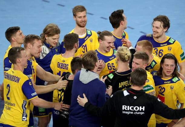 European Handball Championship, semifinal, Denmark - Sweden 26.01.2018., Arena Zagreb, Zagreb, Croatia - 2018 European Men s Handball Championship, semifinal, Denmark - Sweden. Swedish team celebrates the victory and entering the finals.  IgorxKralj PIXSELL