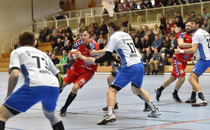27 01 2018 handball season 2017 2018 test game friendly match HC Erlangen HCE SG BBM Bietigheim OGo Christoph Steinert 44 HC Erlangen Gerda Babarskas 17 SG BBM Bietigheim