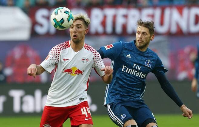 Kevin Kampl Aaron Hunt action game scene fighting sports football football first 1 Bundesliga season 2017 2018 27 01 2018 RB Leipzig RBL vs Hamburger SV HSV