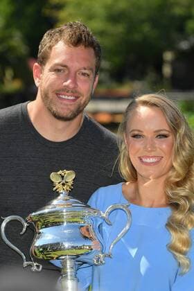 January 28, 2018: The 2018 Australian Open Women s Champion Caroline Wozniacki of Denmark and her fiance David Lee pose for photographs with her trophy at the Botanical Gardens in Melbourne, Australia. Cal Media Tennis 2018: Australian Open Women s Trophy Shoot 28 Jan - ZUMAc04_ 20180128_zaf_c04_030 Copyright: xSydneyxLowx
