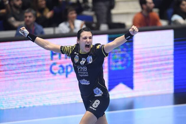January 26, 2018 - Bucharest, Romania - CSM Bucuresti s Cristina Neagu during EHF Women s Champions League Main Round match between CSM Bucuresti and Gyori Audi ETO KC at Polivalenta Hall in Bucharest, Romania, on 27 Janury 2018. CSM Bucuresti - Gyori Audi ETO KC - EHF Women s Champions League  - ZUMAn230 20180126_zaa_n230_633 Copyright: xAlexxNicodimx