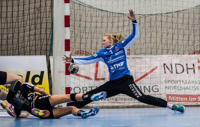 27 01 2018 Nordhausen Champions League women THC Erfurt bad Langensalza SG BBM Bietigheim Jana Krause 01 Thüringer HC action