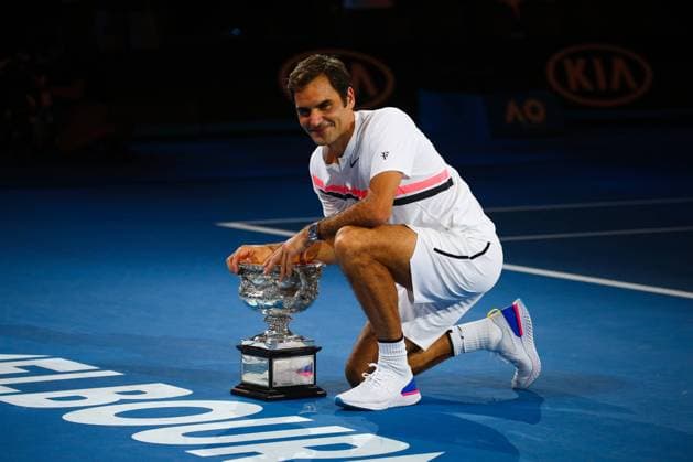 Bilder des Tages - SPORT Swiss Roger Federer celebrates after winning the tennis match between Roger Federer ATP Tennis Herren 2) of Switzerland and Marin Cilic (ATP 6) of Croatia in the finals of the men s singles tournament at the Australian Open tennis Grand Slam, Sunday 28 January 2018 in Melbourne Park, Melbourne, Australia. This first grand slam of the season will be taking place from 15 to 28 January. PATRICKxHAMILTON  x05285007x