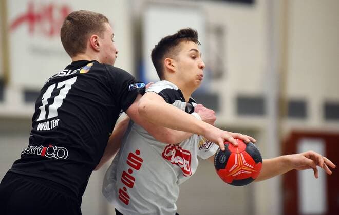 28 01 2018 xpsx handball A youth 1 Bundesliga HSG Hanau HC 2000 Coburg v l Jonas Walter Coburg Tarek Marshal Hanau, Hanau, Hessen Germany
