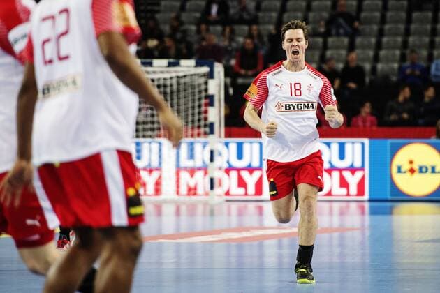 180128 Danish Hans Lindberg rejoices in bronze match between Denmark and France in Handball CHAMPIONSHIP 2018 28 January 2018 in Zagreb  Copyright: FREDRIKxVARFJELL BB180128FV004