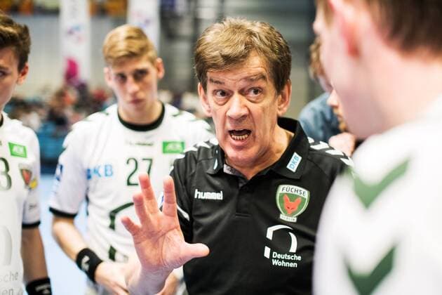 Handball arena Jena on 28 1 18 test game DHjK Leipzig vs Füchse Berlin foxes Berlin coach Velimir Petkovic at the speech to be team arena Jena &amp; credit unions
