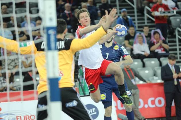 Zagreb, 28 01 2018 - Arena Zagreb, 2018 Men s European Championship EM Europameisterschaft Finals, 3rd place, France (blue) - Denmark (red) 