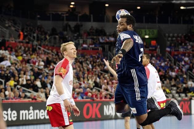 180128 France s Cedric Sorhaindo shoots during the bronze game between Denmark and France in Handball CHAMPIONSHIP 2018 28 January 2018 in Zagreb  Copyright: FREDRIKxVARFJELL BB180128FV045