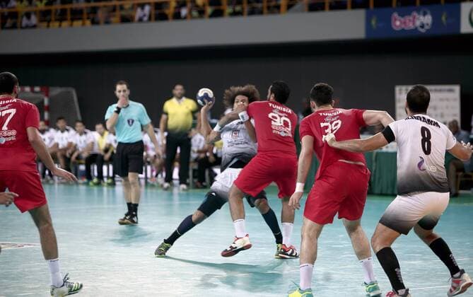 A phase of the Tunisia-Egypt match in the final of the 23rd African Handball Cup at the Libreville Sports Palace, January 27, 2018, won by the Tunisians. Tunisia-Egypt: 26-24 Libreville Gabon Copyright: xOlivierxEbanga Afrikimages imagox