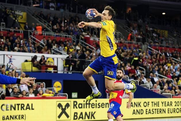 180128 Sweden s Hampus Wanne jumps to shoot during the final between Sweden and Spain in Handball CHAMPIONSHIP 2018 28 January 2018 in Zagreb  Copyright: FREDRIKxVARFJELL BB180128FV096