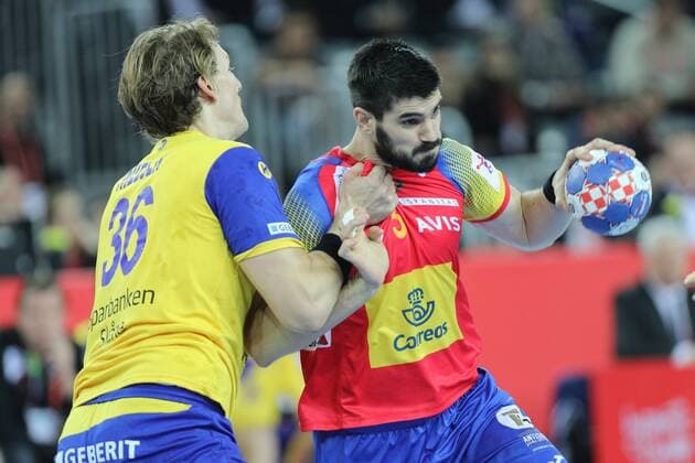Zagreb, 28 01 2018 - Arena Zagreb, 2018 Men s European Championship EM Europameisterschaft Finals, 3rd place, Spain (red) - Sweden (yellow) GURBINDO Eduardo (3) 
