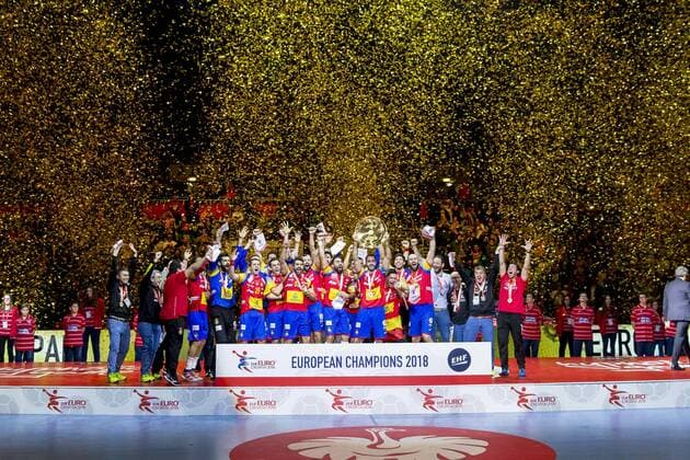 The Spaniards are happy about the gold medal and victory in the European Championship Spain Sweden final handball EHF euro 2018 28 01 18 Zagreb Zagreb Croatia Zagreb arena Copyright: xAgentur54Gradx xFelixxKoenigx