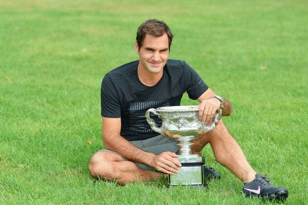 January 29, 2018: The 2018 Australian Open champion Roger Federer of Switzerland pose for photographs with his trophy at Government House in Melbourne, Australia. Federer beat Cilic 3 sets to 2. Cal Media Tennis 2018: Australian Open Men s Trophy Shoot 29 Jan - ZUMAc04_ 20180129_zaf_c04_006 Copyright: xSydneyxLowx