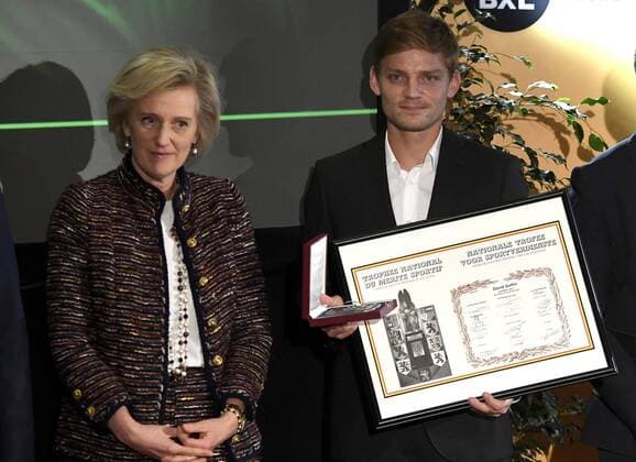 Bilder des Tages - SPORT BRUSSELS, BELGIUM - JANUARY 29: Princesse Astrid of Belgium gives to David Goffin of Belgium tennis player of Belgium the trophy Trofee voor sportverdienste - Trophee Nationale du Merite Sportif 2017 on january 29, 2018 in Brussels, Belgium, 29 01 2018 ROYAUTE : Trophee national du MŽditerranee - Bruxelles - 29 01 2018 PhotoNews Panoramic 