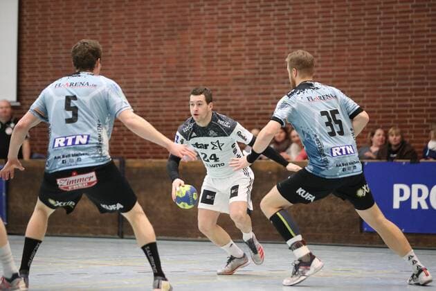 DHK Flensborg vs THW Kiel handball game 31 01 18 Mika Zarabec THW Kiel 24 for Malte Jessen DHK Flensborg 05 and Tjark Desler DHK Flensborg 35 xmmkx