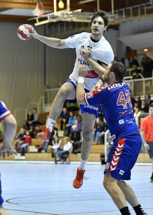 01 02 2018 handball season 2017 2018 test game friendly match HC Erlangen HCE ThSV Eisenach Marcel Popa 30 ThSV Eisenach Jonas of Taheri Taheri 46 HC Erlangen HCE