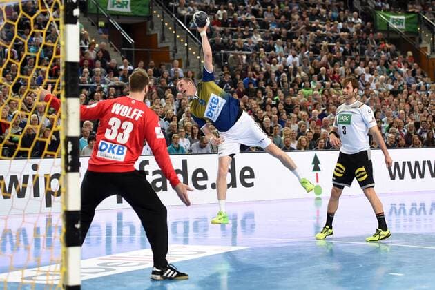 Handball men s 1 Bundesliga season 2017 18 all star game team HBL world selection TW Andreas Wolff Nr 33 Germany Holger Glandorf SG Flensburg Handewitt Uwe of Gali No. 3 Germany 02 02 18 Copyright: xMichaelxHundtx xMatthiasxKochx