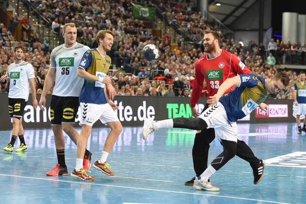 Handball men s 1 Bundesliga season 2017 18 all star game team HBL world selection Julius Kühn Nr 35 Germany Kristian Baldwin HSG Wetzlar TW Andreas Wolff Nr 33 Germany Michael Damgaard SC Magdeburg 02 02 18 Copyright: xMichaelxHundtx xMatthiasxKochx