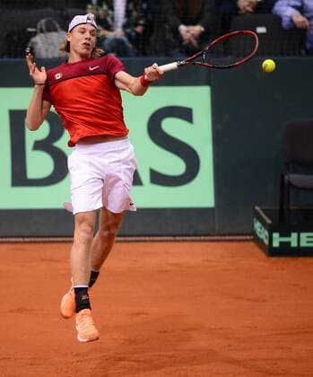 Davis Cup, Croatia - Canada, second match, Viktor Galovic - Denis Shapovalov 02.02.2018., Croatia, Osijek - First round of World Group Davis Cup, Croatia - Canada, second match, Viktor Galovic - Denis Shapovalov.  MarkoxPrpic PIXSELL