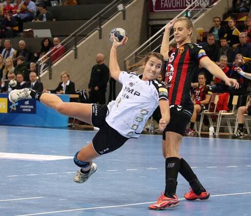 04 02 2018 Ludwigsburg Germany handball Chamions League women season 2017 2018 SG BBM Bietigheim vs Vardar Skopje v l Mia Biltoft BBM Barbara Lazovic Skopje