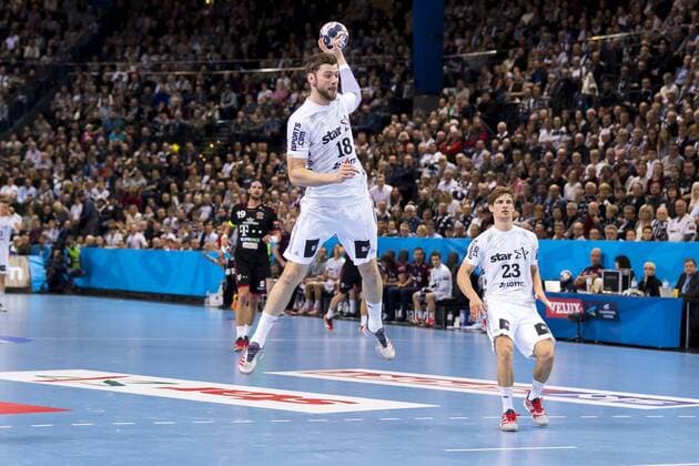 Niclas Ekberg Nr 18 THW Kiel in the counterattack THW Kiel vs Telekom Veszprém HC handball EHF Champions League 07 02 18 Kiel Schleswig-Holstein Germany Sparkassen arena Copyright: xAgentur54Gradx xFelixxKoenigx