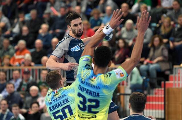 Potsdam 07 03 2018 MBS arena Sports Park airship port handball EHF Cup second round Füchse BERLIN agai St Raphael Var FRA Marko KOPLJAR 35 foxes Artsjom KARALEK 50 St Raphael Adrien DIPANDA 32 St Raphael