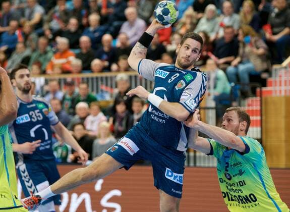 Potsdam 07 03 2018 MBS arena Sports Park airship port handball EHF Cup second round Füchse BERLIN agai St Raphael Var FRA 21 26 Stipe MANDALINIC 9 foxes Geoffroy KRANTZ 2 St Raphael