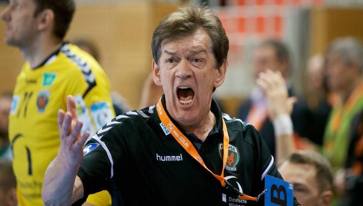Potsdam 07 03 2018 MBS arena Sports Park airship port handball EHF Cup second round Füchse BERLIN agai St Raphael Var FRA 21 26 Michael PETKOVIC trainer foxes