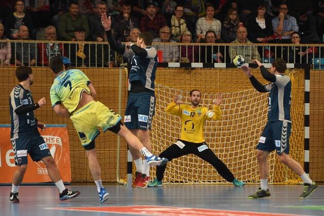 Handball men s EHF Cup season 2017 18 Group B Füchse Berlin Saint Raphael var handball Fabian recovery Nr 3 foxes Berlin Alexandru Simicu No. 7 Saint-Raphaël var handball Jakov Gojun Nr 10 foxes Berlin TW Silvio Heine cousin Nr 12 Füchse Berlin Erik Schmidt Nr 28 foxes Berlin 07 02 18 Copyright: xMatthiasxKochx