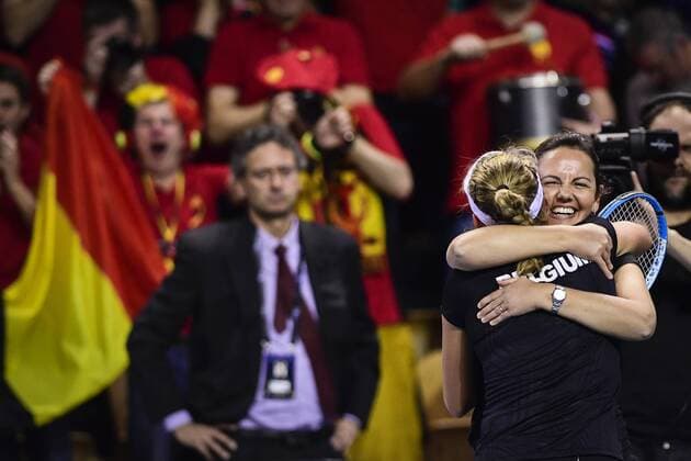 Belgium s coach Dominique Monami and Belgian Elise Mertens celebrate after winning a tennis game between French Pauline Parmentier WTA Tennis Damen 91) and Belgian Elise Mertens (WTA 20), the first rubber of this weekend s Fed Cup World Group Round 1 meeting between France and Belgium in La Roche-sur-Yon, France, Saturday 10 February 2018. LAURIExDIEFFEMBACQ  x05293575x