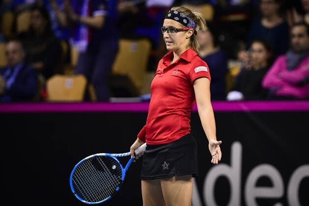 Belgian Kirsten Flipkens looks dejected during a tennis game between French Kristina Mladenovic WTA Tennis Damen 13) and Belgian Kirsten Flipkens (WTA 47), the second rubber of this weekend s Fed Cup World Group Round 1 meeting between France and Belgium in La Roche-sur-Yon, France, Saturday 10 February 2018. LAURIExDIEFFEMBACQ  x05293708x