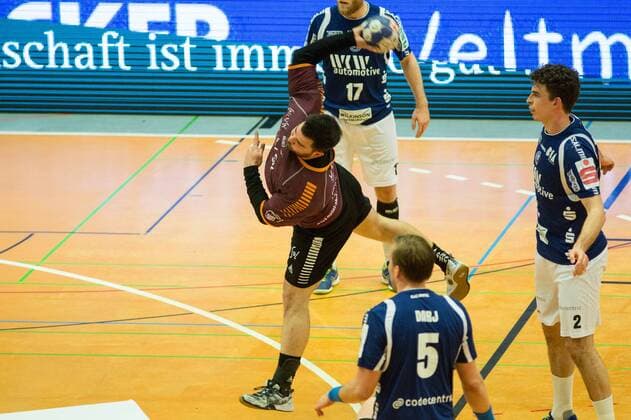 Nikolaos of Tzoufras 23 Eintracht Hildesheim during the cast Bergischer HC vs Eintracht Hildesheim 2 handball Bundesliga 10 02 18 Solingen, North Rhine-Westphalia Germany blades Hall Copyright: xcdnx