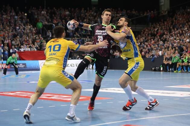 SG Flensburg Handewitt PGE Vive Kielce EHF Champions League Flensburg 11 02 18 Flensburg 11 02 18 sports handball VELUX EHF Champions League season 2017 2018 group stage SG Flensburg Handewitt PGE Vive Kielce Rasmus lye Schmidt SG Flensburg Handewitt 25 Michal Jurecki KS Kielce 05 Alex Dujshebajev KS Kielce 10 xmmkx