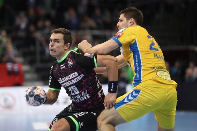 SG Flensburg Handewitt PGE Vive Kielce EHF Champions League Flensburg 11 02 18 Flensburg 11 02 18 sports handball VELUX EHF Champions League season 2017 2018 group stage SG Flensburg Handewitt PGE Vive Kielce Rasmus lye Schmidt SG Flensburg Handewitt 25 Marko Mamic KS Kielce 24 xmmkx