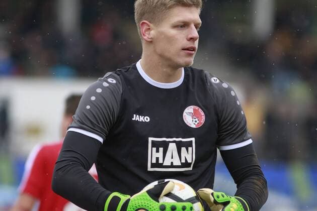 Deutschland, Berlin, 11.02.2018: Fussball, Regionalliga Nordost, Saison 2017 2018, 21. Spieltag FC Viktoria 1889 Berlin - Berliner AK 07 im Stadion Lichterfelde Torwart Jakub Jakubov (Berliner AK, 13) Copyright: Björn Draws FC Viktoria 1889 Berlin - Berliner AK 07 *** Germany Berlin 11 02 2018 football Regionalliga Northeast season 2017 2018 21 game day FC Viktoria 1889 Berlin Berliner AK 07 at the Stadion Lichterfelde goalkeeper Jakub Jakubov Berliner AK 13 copyright Björn draws FC Viktoria 1889 Berlin Berliner AK 07