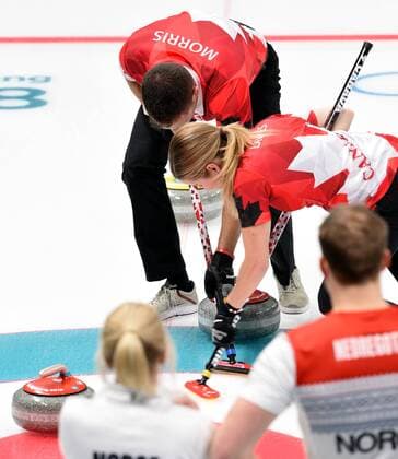 (180212) -- PYEONGCHANG, Feb. 12, 2018 -- Canada s Kaitlyn Lawes (R, Back) and John Morris (L, Back) compete during the curling mixed doubles semifinal against Kristin Skaslien and Magnus Nedregotten from Norway at the 2018 PyeongChang Winter Olympic Games Olympische Spiele Olympia OS at the Gangneung Curling Centre in Gangneung, South Korea, on Feb. 12, 2018. Canada won 8-4. ) (SP)OLY-SOUTH KOREA-PYEONGCHANG-CURLING-MIXED DOUBLES-CAN VS NOR MaxPing 