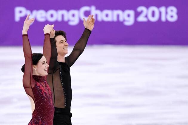 (180212) -- PYEONGCHANG, Feb. 12, 2018 -- Canada s Tessa Virtue (L) and Scott Moir compete during the ice dance free dance of Figure skating Eiskunstlauf team event at the 2018 PyeongChang Winter Olympic Games Olympische Spiele Olympia OS in Gangneung Ice Arena, South Korea, on Feb. 12, 2018. Team Canada won the gold medal of figure skating team event with 73 points in total.) (SP)OLY-SOUTH KOREA-PYEONGCHANG-FIGURE SKATING-TEAM EVENT JuxHuanzong 