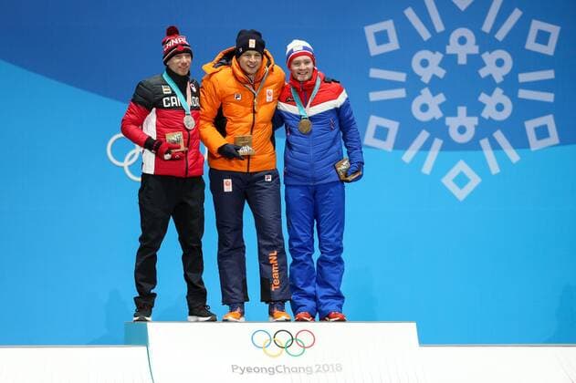 OLYMPICS - 2018 Winter Olympics PYEONGCHANG,SOUTH KOREA,12.FEB.18 - OLYMPICS, Speed skating Eisschnelllauf - Olympic Winter games Winterspiele Spiele Summer games PyeongChang 2018, Medals Plaza, 5000m, men, award ceremony. Image shows Ted-Jan Bloemen (CAN), Sven Kramer (NED) and Sverre Lunde Pedersen (NOR). Keywords: medals. GEPAxpictures xMaticxKlansek