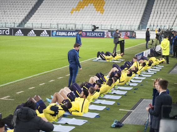 Tottenham Training The players of Tottenham Hotspur during a training session at Juventus Stadium, Turin ahead of their last 16 UEFA Champions League first leg tie away to Juventus. Content Not Available For UK Newspapers Copyright: xStefanoxGnechx FIL-11357-0005