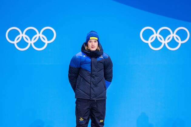 180213 Sebastian Samuelsson of Sweden silver at the medal ceremony for the Men s Biathlon 12 5 km Pursuit during day four of the 2018 Winter Olympics on February 13 2018 in Pyeongchang Photo Jon Olav Nesvold BILDBYRAN code JE 160160  Copyright: JONxOLAVxNESVOLD BB180213JE074